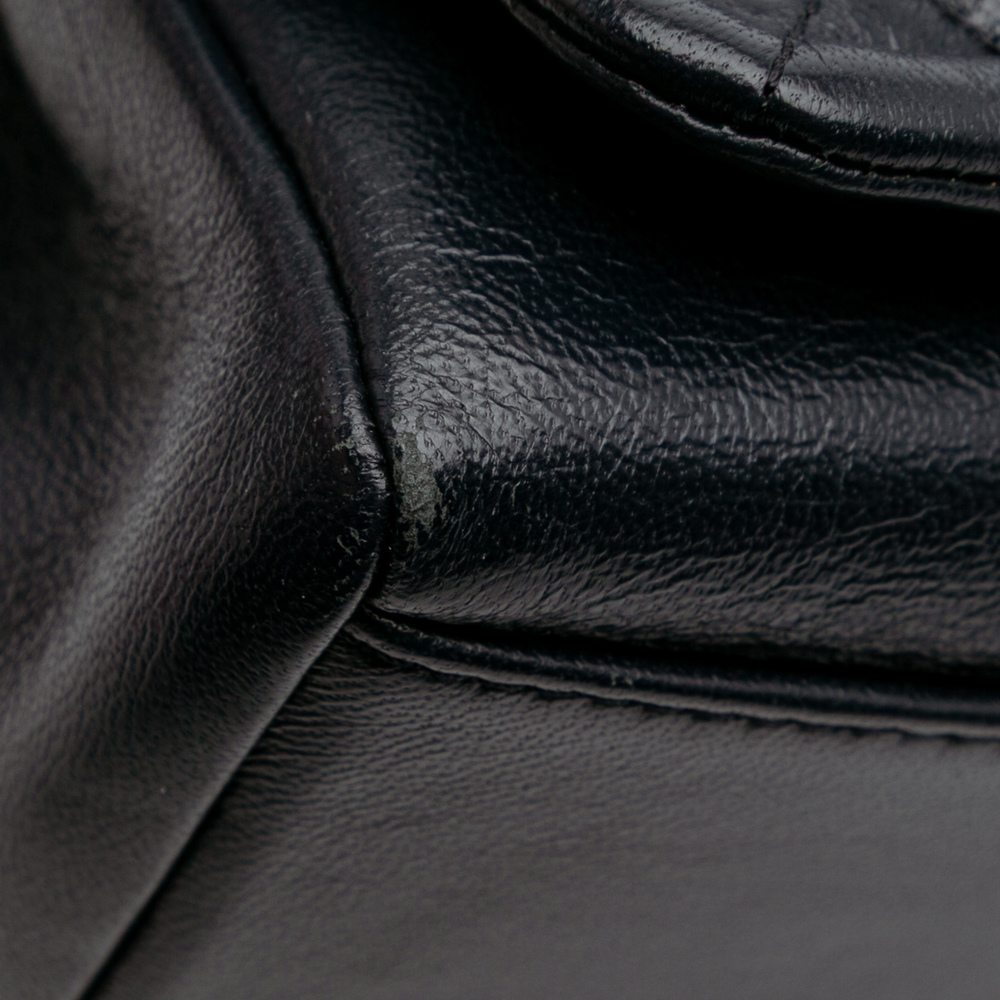 Pre-Loved Chanel Small Quilted Lambskin Chain Link Flap - Picture 7 of 12